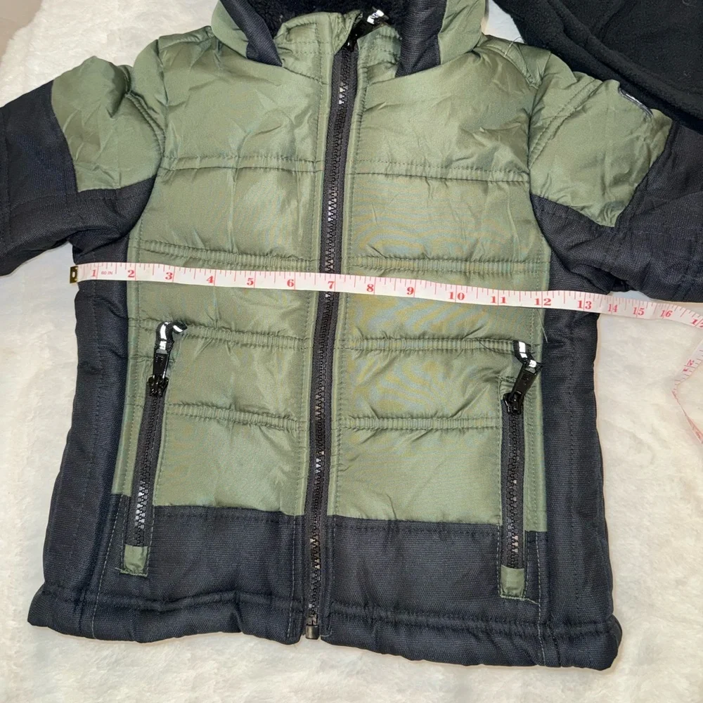 NWT London Fog Boys Green and Black Puffer Jacket with Hat Size 2T